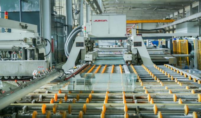 1/8′ 5/32′ 13/64′ 1/4′ 5/16′ 25/64′ 15/32′ 19/32′ 3/4′ Inch Ultra Extra Clear Low Iron Glass Sheet Factory Wholesale Price Window Glass