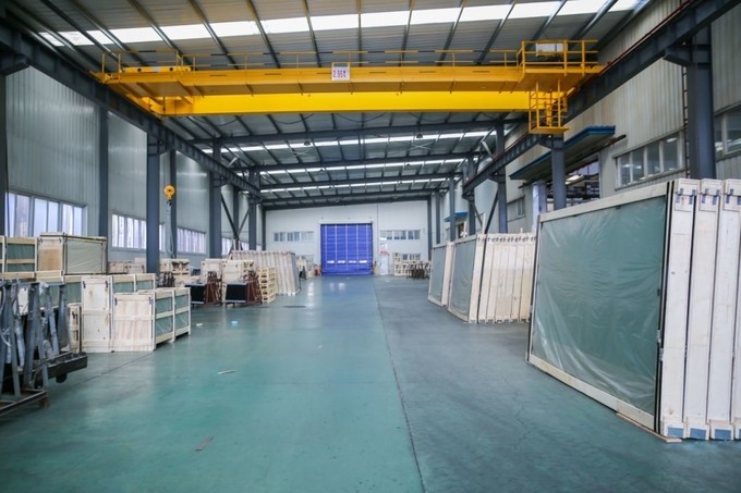 Qingdao Shinerising Glass Co., Ltd fabriek productielijn