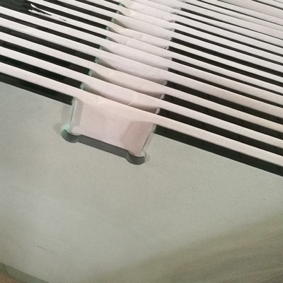 Gehard glas voor hoge temperatuurweerstand Dikte vraag 3 mm Fragment staat III