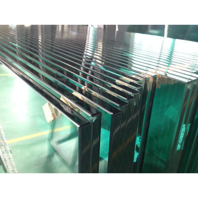 Op maat gemaakt helder volledig gehard hard glas 12 mm plat gepolijst rand direct verkopen