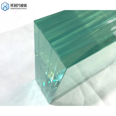 Gehard gelaagd glas in grijze tint voor grote glazen ramen Fragment Staat III