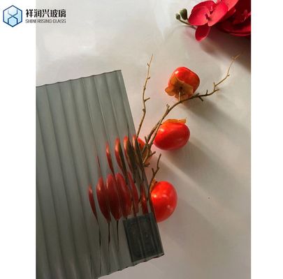 Kleurrijke reflectieve geharde float glasplaat 4mm 5mm 6mm 7mm op aanvraag