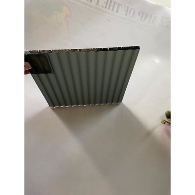 Verticaal ingedrukt gehard glas met patroon voor douchedeuren 5-12 mm Gemakkelijk te installeren