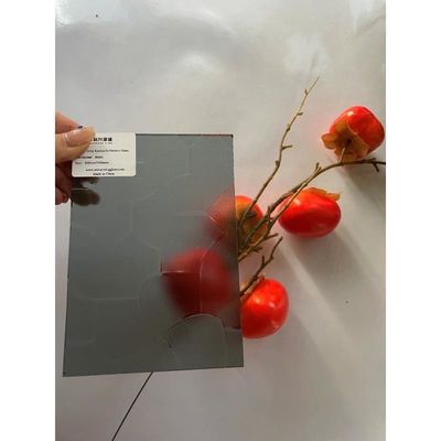 Aangepast patroon gehard glas voor interieur scheidingswand Solid Structure Bedraad ontwerp