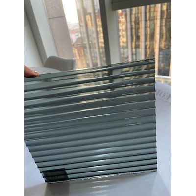 Aangepast patroon gehard glas voor interieur scheidingswand Solid Structure Bedraad ontwerp