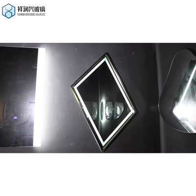 Hotelmeubelen Zilveren afwerking Aluminium bekleed Float Glass Spiegelplaat 1,8 mm 2 mm 3 mm