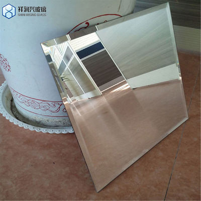 Ruim zilveren spiegelglas, duurzaam voor badkamer in Qingdao.