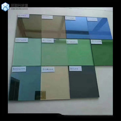 Bouwglas 4-120 mm Kleurrijk gehard glas Gekleurd glas met vlak gepolijst randwerk