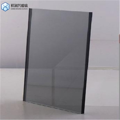 Vensterglas 10 mm donkergroen lichtblauw gekleurd gehard gelaagd glas voor balkon