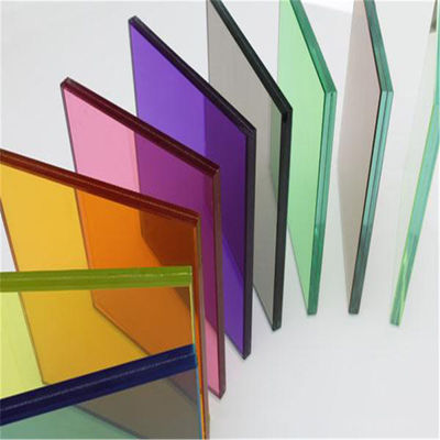 Donkerbrons helder getint gekleurd reflecterend glas voor meubelgebouwen