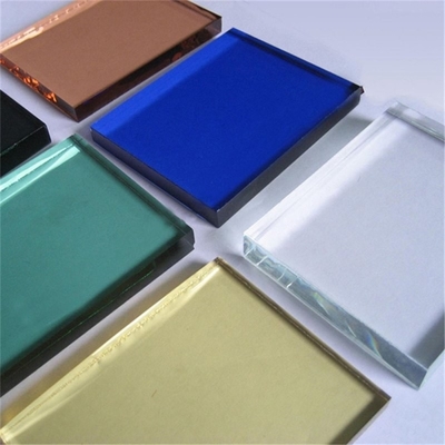Qingdao 2mm 3mm 4mm 5mm 6mm 8mm 10mm 12mm helder en getint gehard glas voor deuren