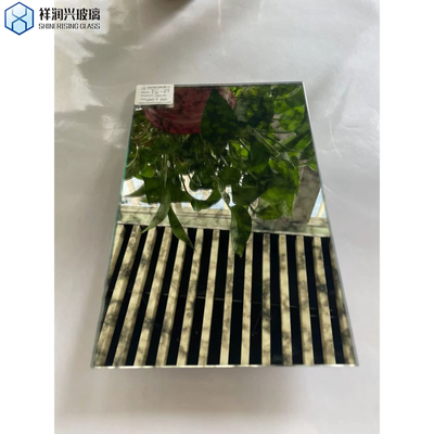 Techniek Gelamineerd/geïsoleerd/gepatroneerd antiek spiegelglas CE-gecertificeerd 2mm/3mm/4mm