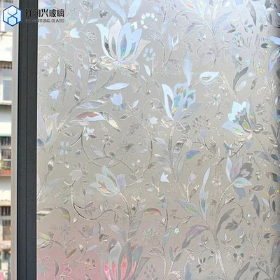 Moru Wave Fluted Art Glass in decoratief transparant helder gefigureerd glas
