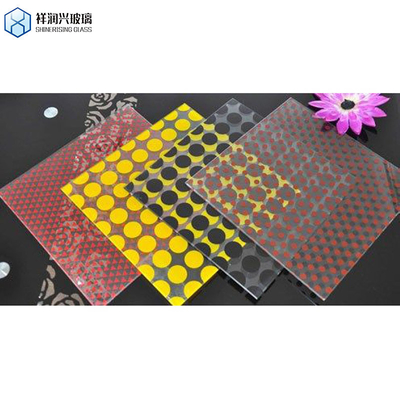 Extra helder kleur Decoratief gegoten glas Fluted Tempered Glass Textured Sheet Glass