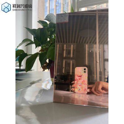 Gecustomiseerde rechthoekige en bevelrandkleurige decoratieve spiegel voor commerciële gebouwen