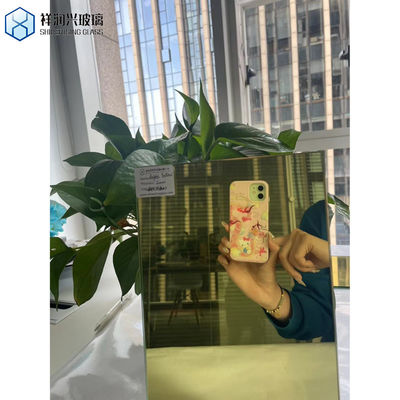 6 mm gekleurde grote spiegelglasplaat op maat en milieuvriendelijk voor modern ontwerp