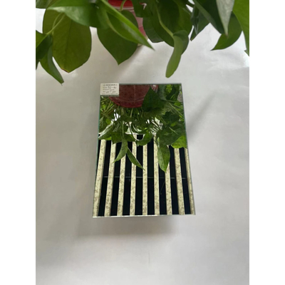 Snijding van verwerkte decoratieve glazen spiegelwandpaneel met moderne stijl en tempering