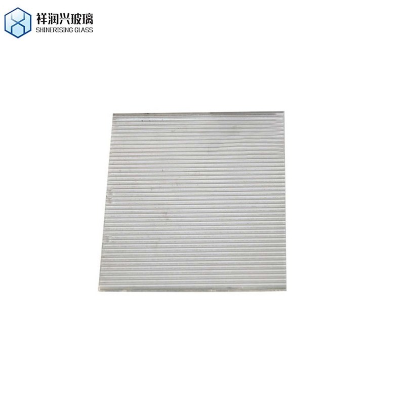 Op maat gemaakt 2440X4200mm helder gehard glas met logo en op maat gemaakt patronenglas