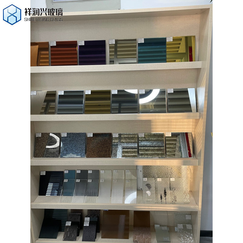 ISO-gecertificeerde zilveren glazen spiegel voor gegraveerde verwerking en eenzijdig bekijken