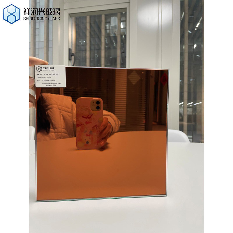 Gepersonaliseerde gekleurde zwevende spiegel Decoratieve getinte wandspiegel voor interieurontwerp