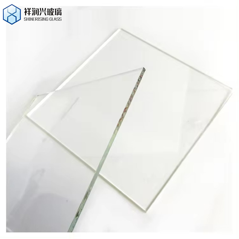 Gekleurd gelaagd glas voor decoratieve doeleinden
